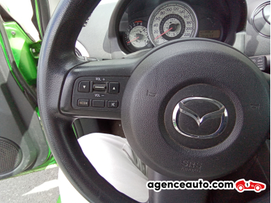 Mazda Mazda 2 — 23