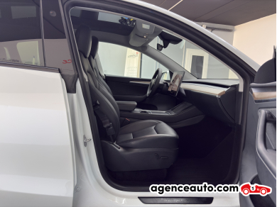 Tesla Model Y — 12