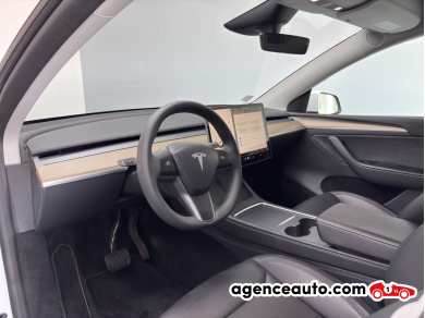 Tesla Model Y — 11