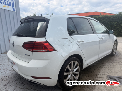 Volkswagen Golf — 3