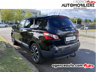 Nissan Qashqai +2 — 5