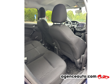 Peugeot 208 — 18