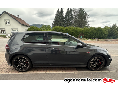 Volkswagen Golf — 4