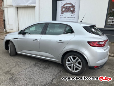 Renault Megane — 5