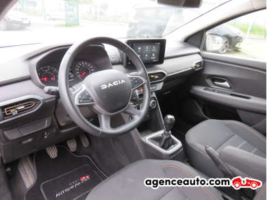 Dacia Sandero — 9