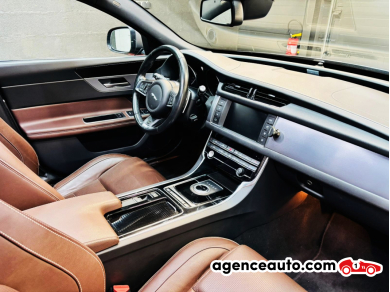 Jaguar XF — 11