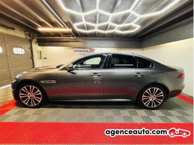Jaguar XF — 8