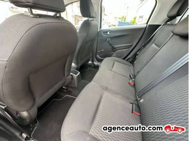 Peugeot 208 — 9