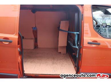 Ford Transit — 18