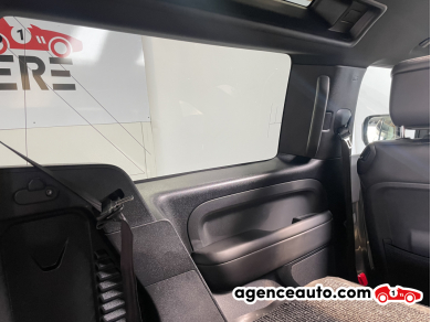 Land Rover Defender — 19