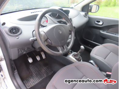 Renault Twingo — 9