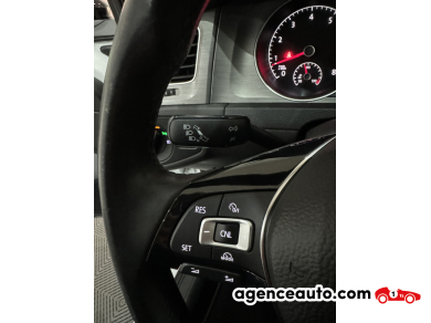 Volkswagen Golf — 26