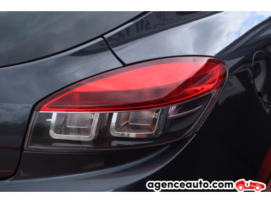 Renault Megane coupe — 33