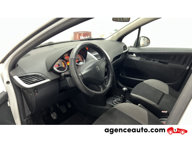 Peugeot 207 — 7
