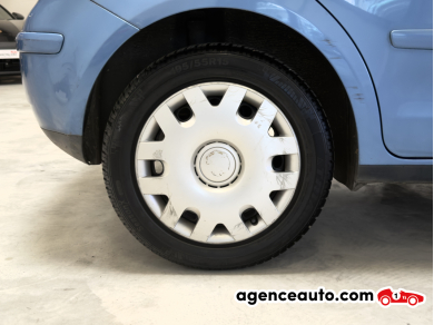 Volkswagen Polo — 26