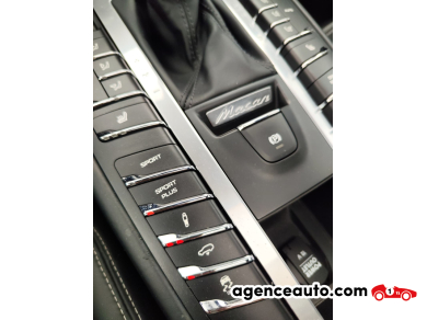 Porsche Macan — 22