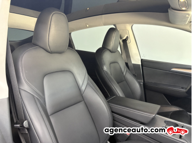 Tesla Model Y — 17