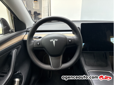 Tesla Model Y — 12