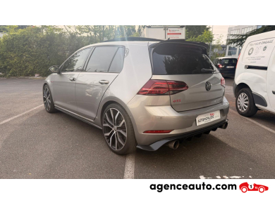 Volkswagen Golf — 5