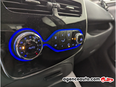Renault Zoe — 23