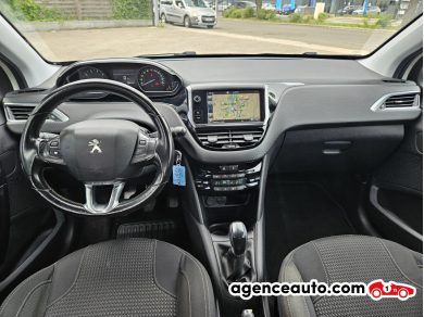 Peugeot 208 — 11