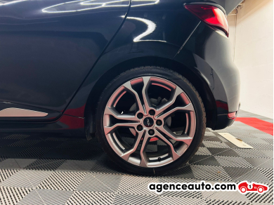 Renault Clio — 21