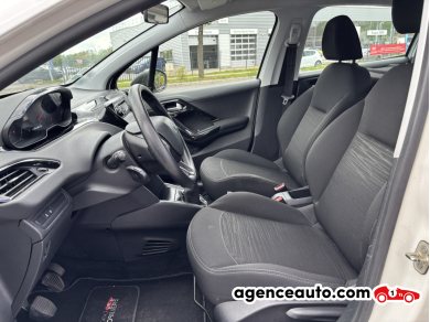 Peugeot 208 Affaire — 12