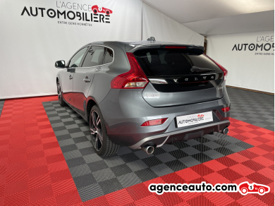 Volvo V40 — 5