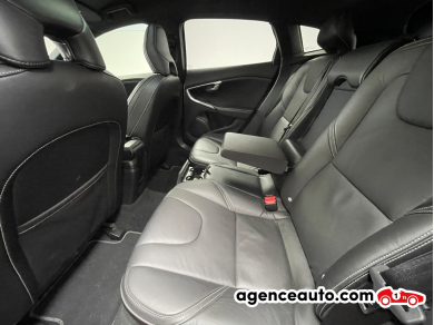 Volvo V40 — 17
