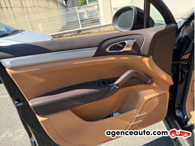 Porsche Cayenne — 11