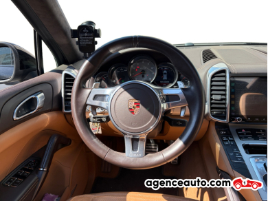 Porsche Cayenne — 13