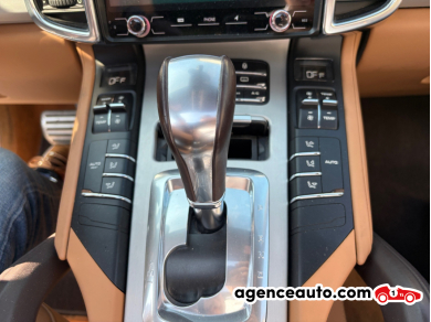 Porsche Cayenne — 24