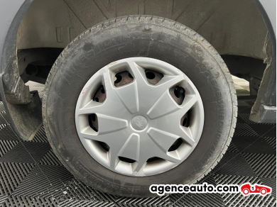Ford Transit — 19