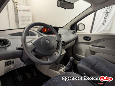 Renault Twingo — 7