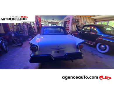 Ford Fairlane — 4