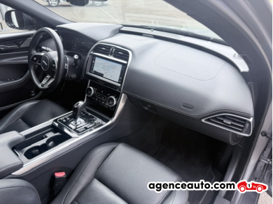 Jaguar XE — 17