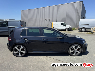 Volkswagen Golf — 4