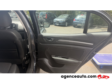 Renault Megane — 14