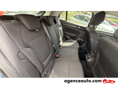 Renault Megane — 12