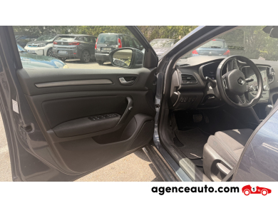 Renault Megane — 11
