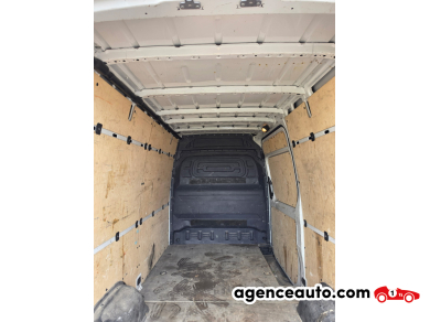 Mercedes Sprinter — 17