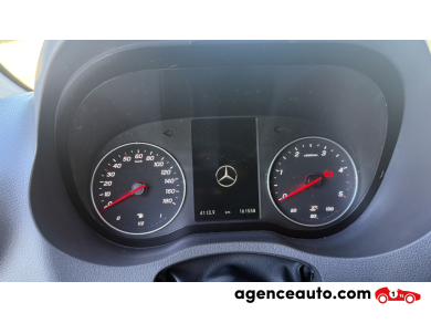 Mercedes Sprinter — 12