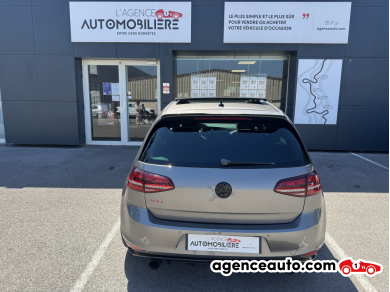 Volkswagen Golf — 5