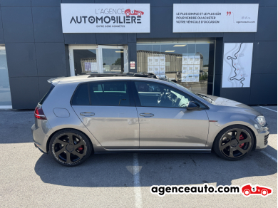Volkswagen Golf — 3
