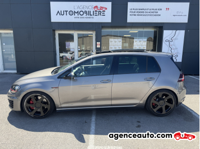 Volkswagen Golf — 4