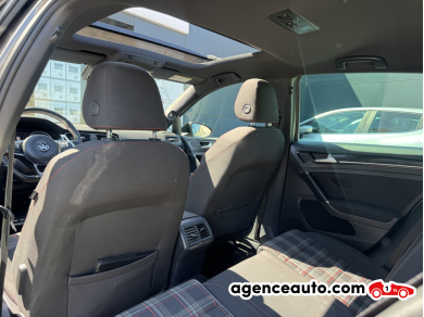 Volkswagen Golf — 17