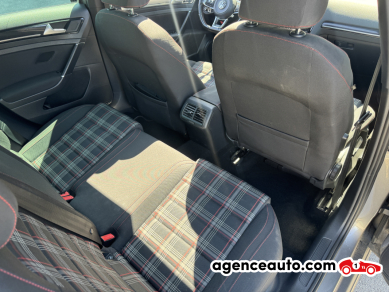 Volkswagen Golf — 21