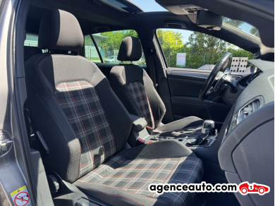 Volkswagen Golf — 23