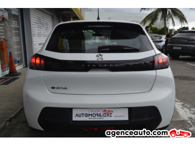 Peugeot e-208 — 6