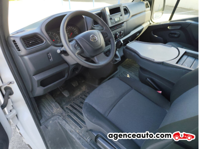 Nissan NV400 — 10